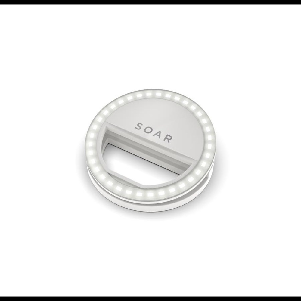 Clip-on selfie ring light